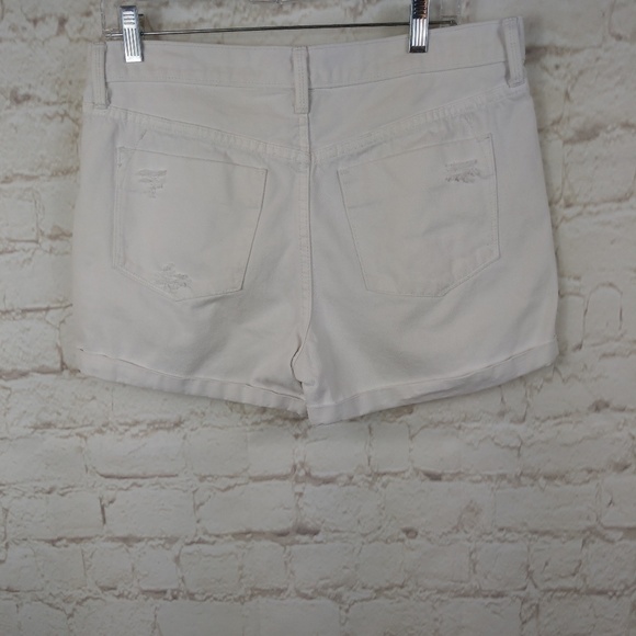 Mossimo destroyed white denim shorts - Picture 3 of 8